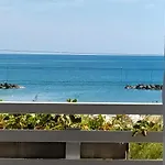 Ristorante Miramare ホテル 2*