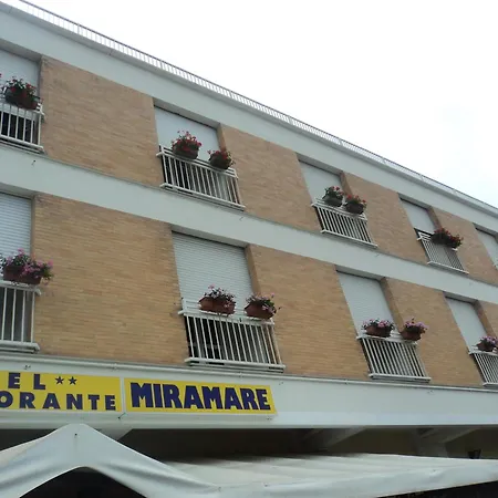 호텔 Ristorante Miramare 2*